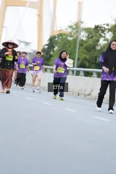 Runner Photo 2735004