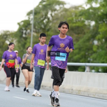 Runner Photo 2735275