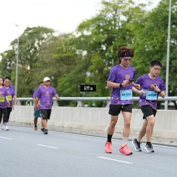 Runner Photo 2735324