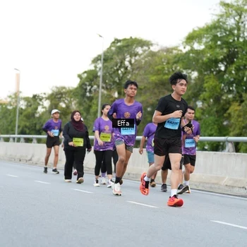 Runner Photo 2735328