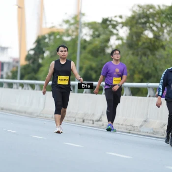 Runner Photo 2735532