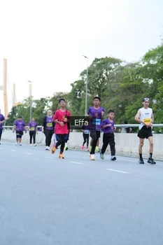 Runner Photo 2735593