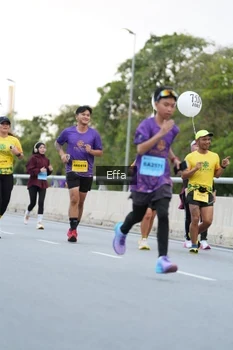 Runner Photo 2735648
