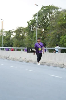Runner Photo 2735701