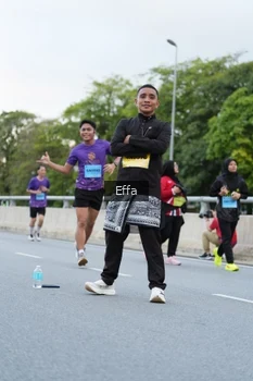 Runner Photo 2735794
