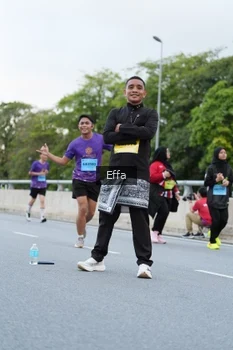 Runner Photo 2735798
