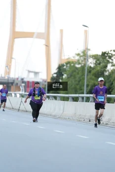 Runner Photo 2735815