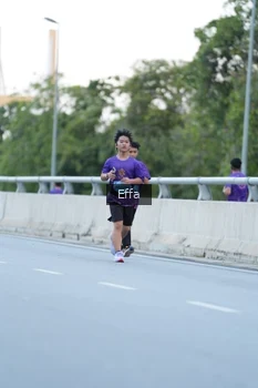 Runner Photo 2735854