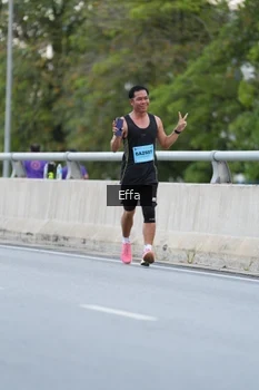 Runner Photo 2735876