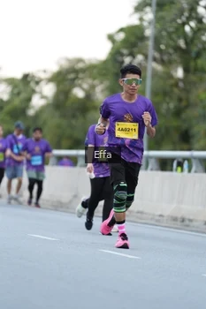 Runner Photo 2735888