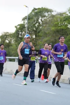 Runner Photo 2735913