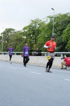 Runner Photo 2735920
