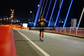 Runner Photo 2735994