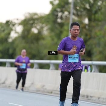 Runner Photo 2736021