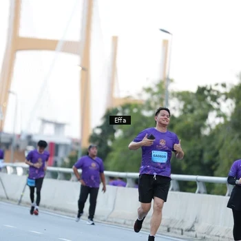 Runner Photo 2736034