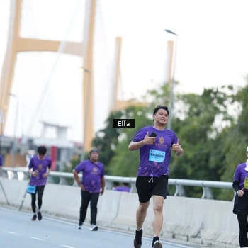 Runner Photo 2736036