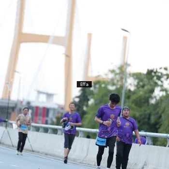Runner Photo 2736040
