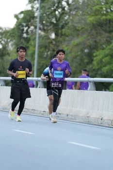 Runner Photo 2736094