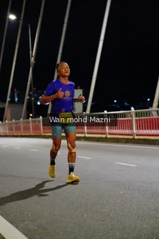 Runner Photo 2736103