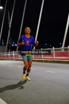 Runner Photo 2736134