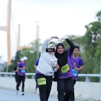Runner Photo 2736143