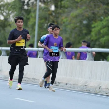Runner Photo 2736156