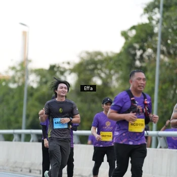 Runner Photo 2736222