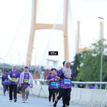 Runner Photo 2736245