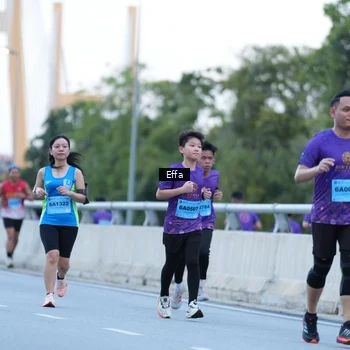 Runner Photo 2736253
