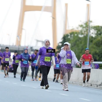 Runner Photo 2736264