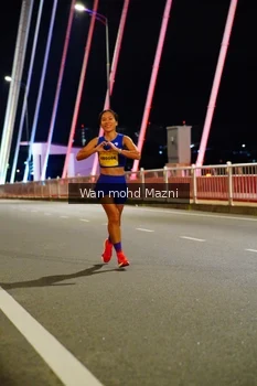 Runner Photo 2736328