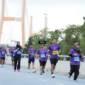 Runner Photo 2736348