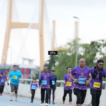 Runner Photo 2736402