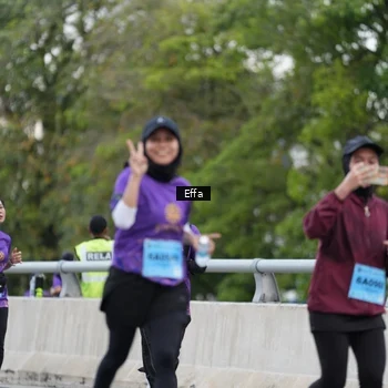 Runner Photo 2736412