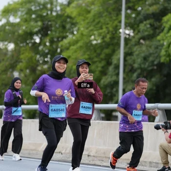 Runner Photo 2736419