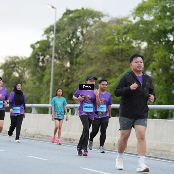 Runner Photo 2736455