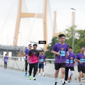 Runner Photo 2736476