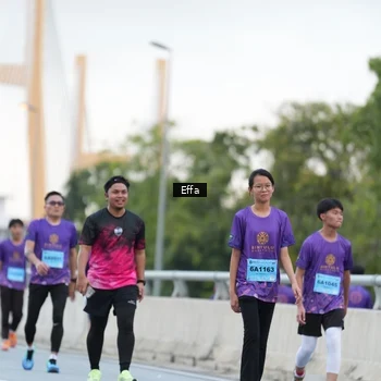 Runner Photo 2736485