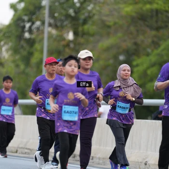Runner Photo 2736545