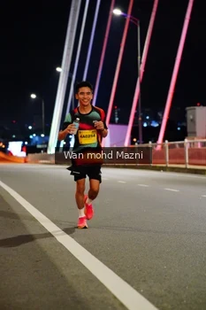 Runner Photo 2736550