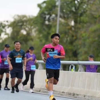 Runner Photo 2736608