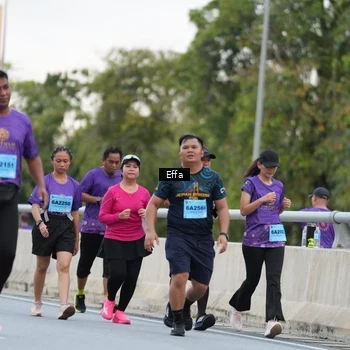 Runner Photo 2736613