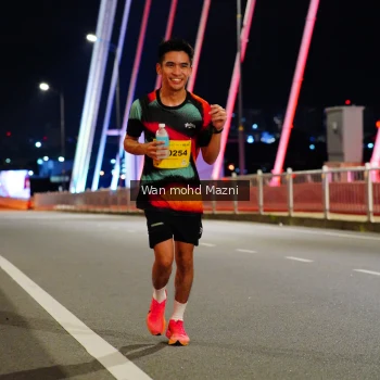 Runner Photo 2736615