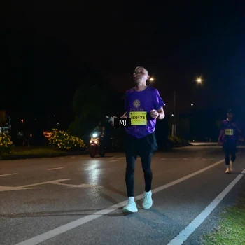 Runner Photo 2736618