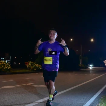 Runner Photo 2736631