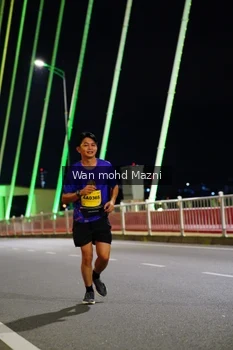 Runner Photo 2736644