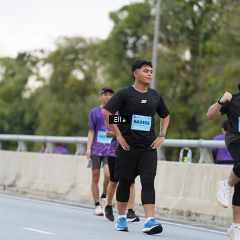 Runner Photo 2736647
