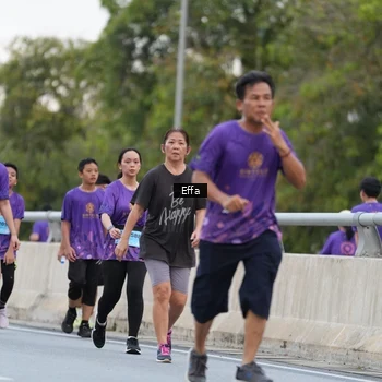 Runner Photo 2736675