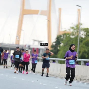 Runner Photo 2736679