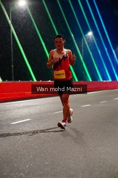 Runner Photo 2736709